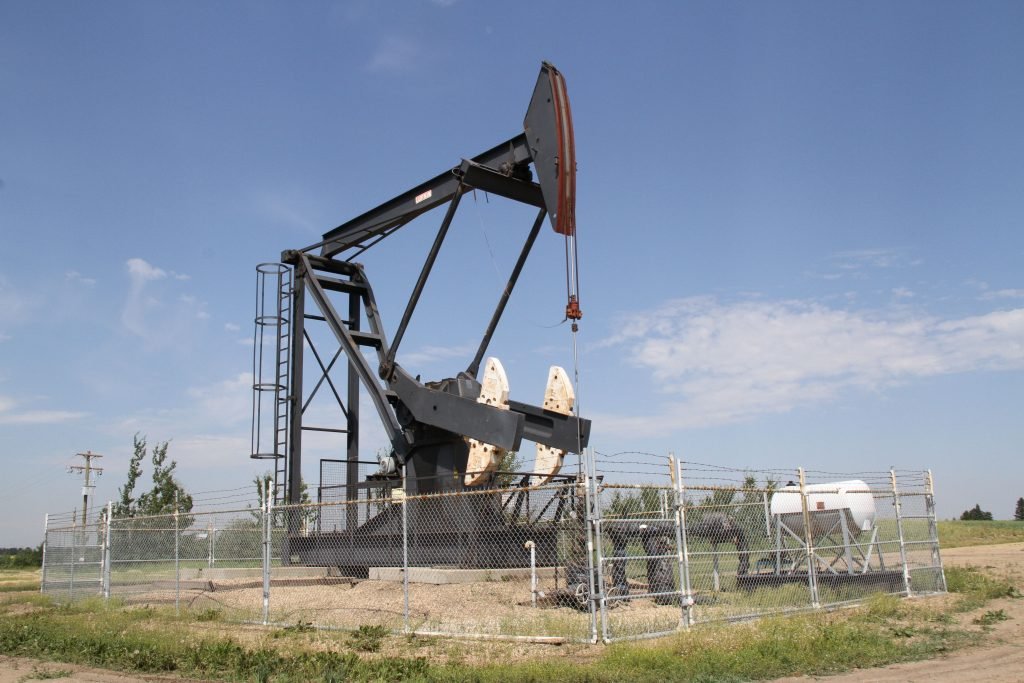 16. Pumpjack powerplants - Green Energy Futures