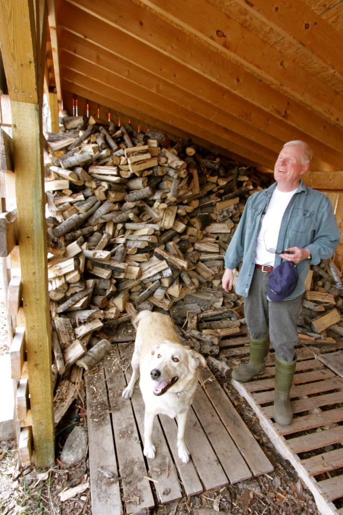 Chelmick Farm 147. Bob Chelmick's Solar-powered Cabin in the Woods - Green Energy Futures